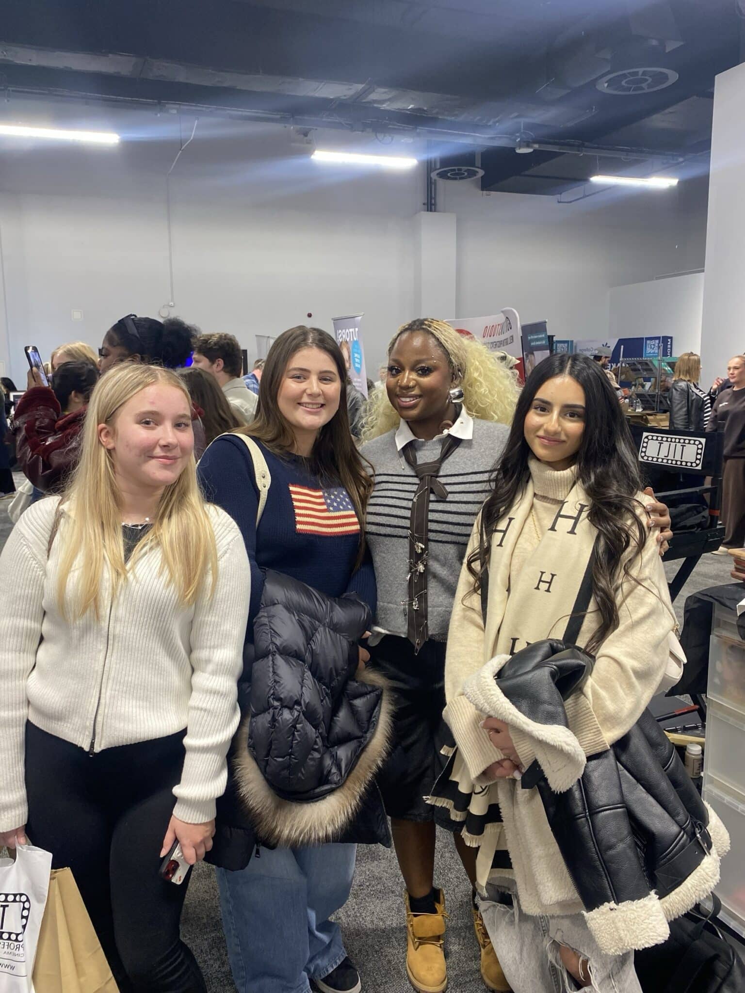 Make Up students delve into the world of prosthetics - Students at an event